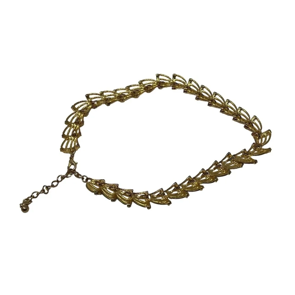 Vintage Necklace Earrings Statement Gold Tone Crystal Accents Demi Parure‎